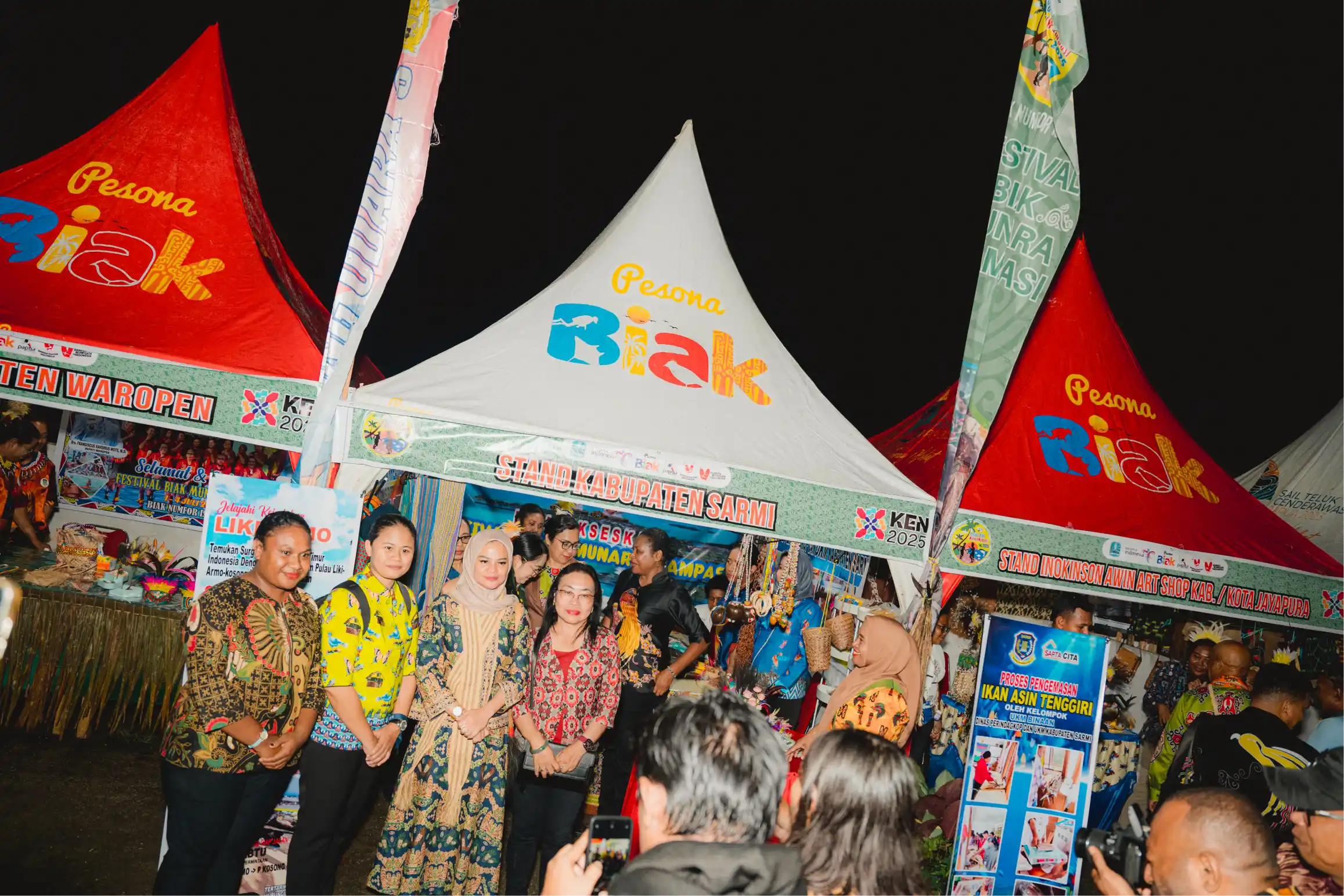 Dokumentasi kegiatan masyarakat di Biak
